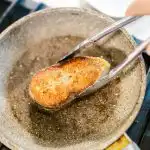 Waarom citroensap in de pan doen voordat je vis bakt: